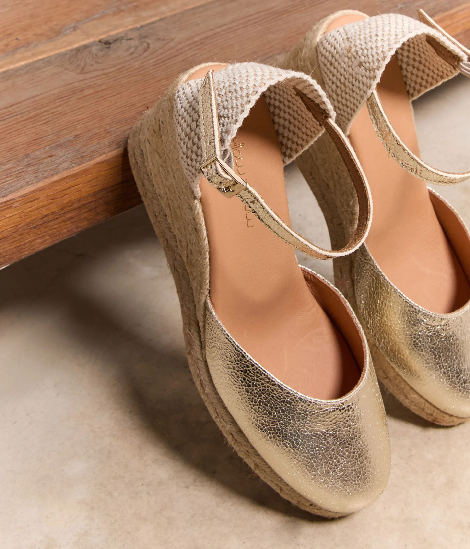 Espadrilles talon compensé doré Estrella