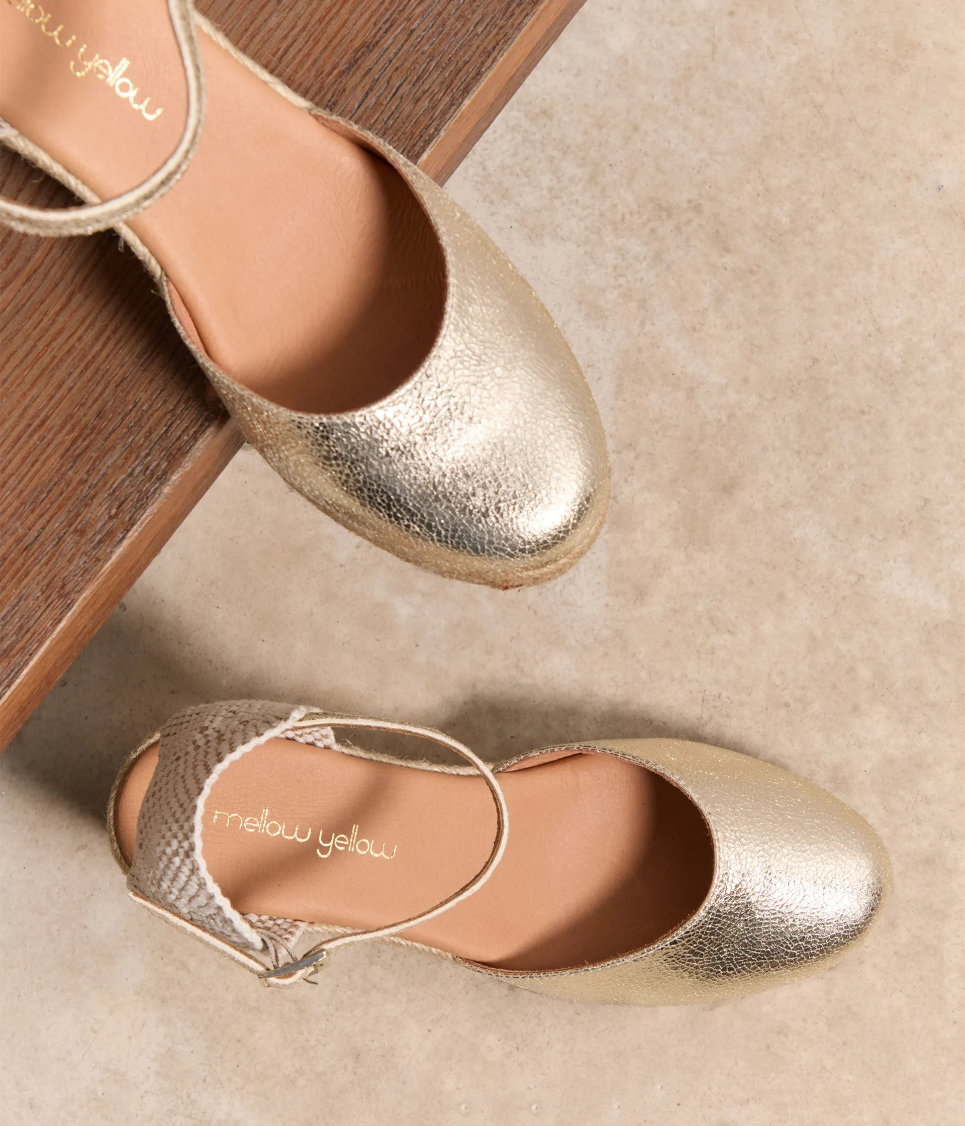 Espadrilles talon compensé doré Estrella
