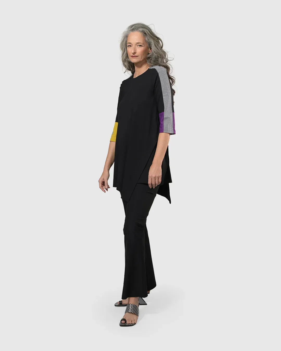 Essential Tekbika Bootcut Leggings, Black