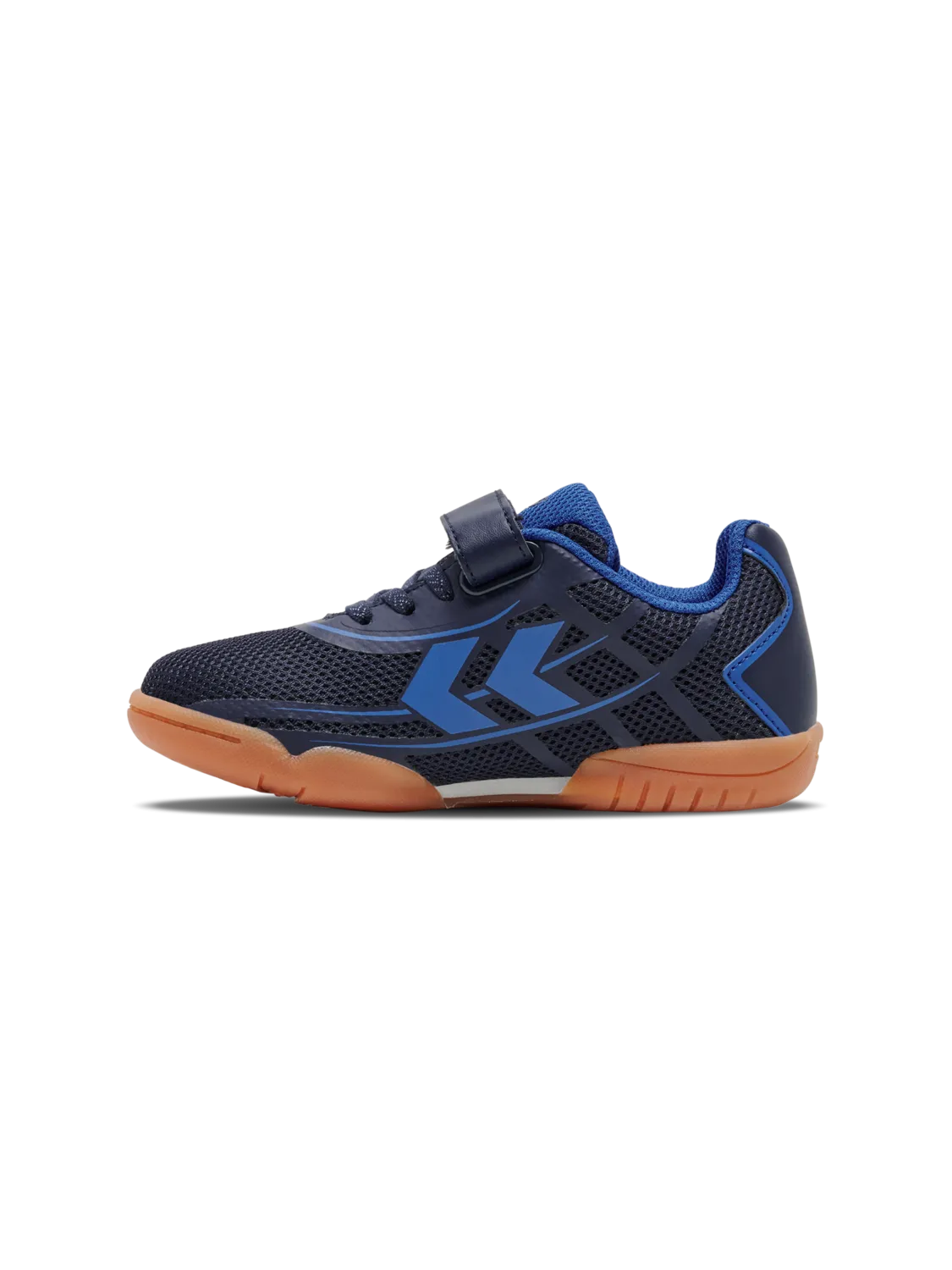 Indoor shoes