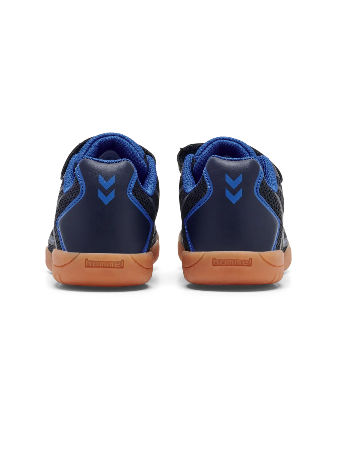 Indoor shoes