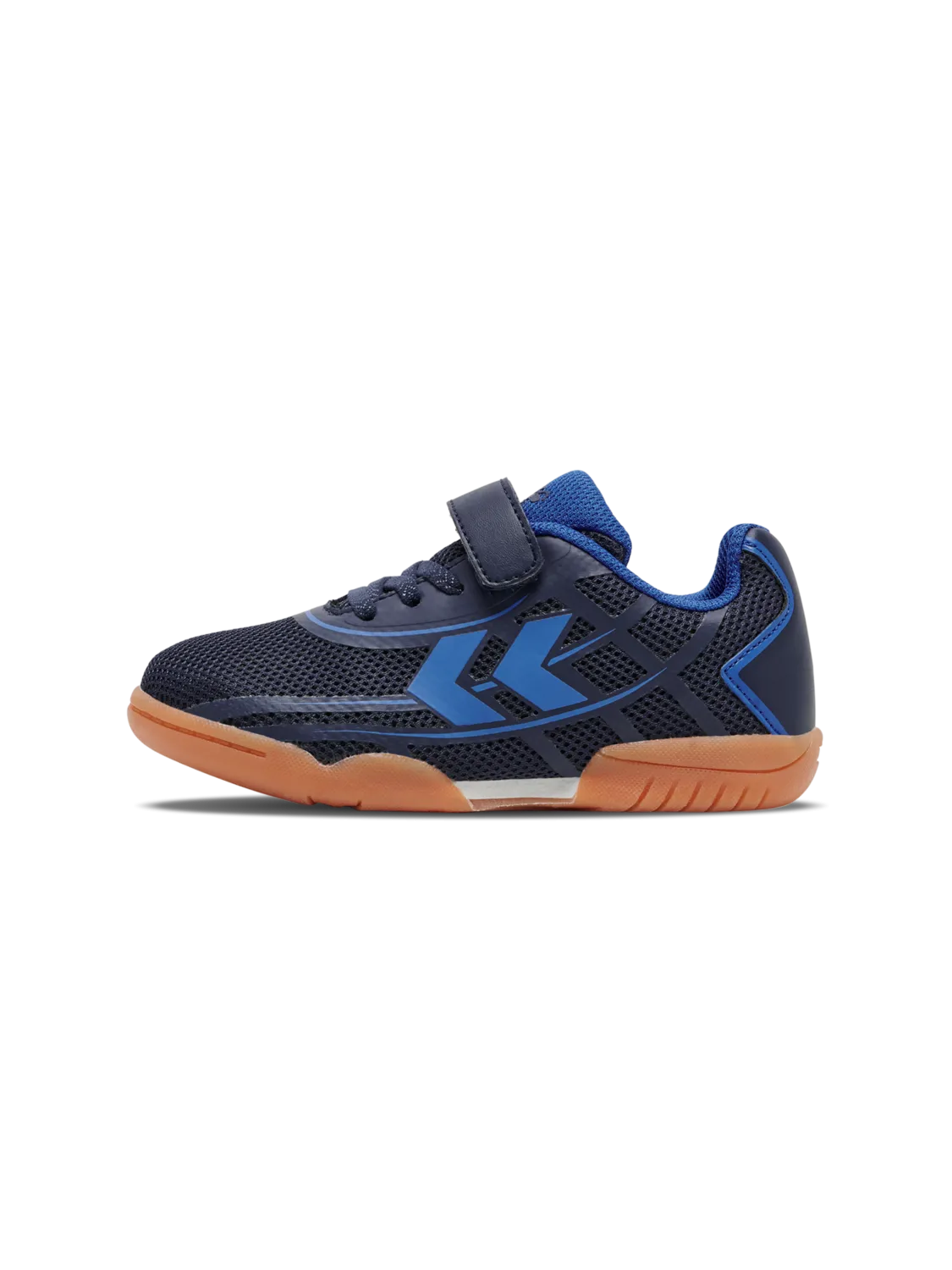 Indoor shoes