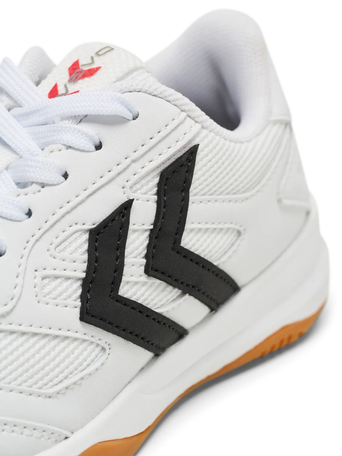 Indoor shoes
