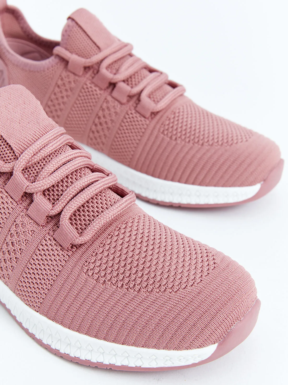 LILA Pantofi Sport