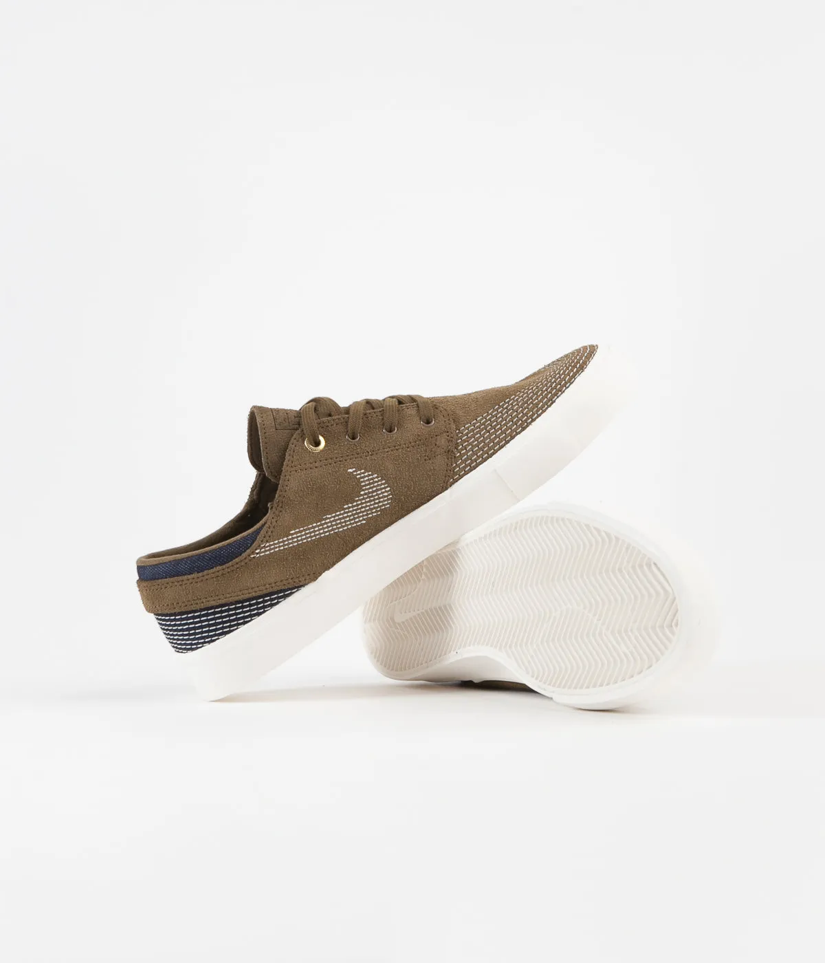 Nike SB Janoski RM Premium Shoes - Yukon Brown / Sail - Mystic Navy