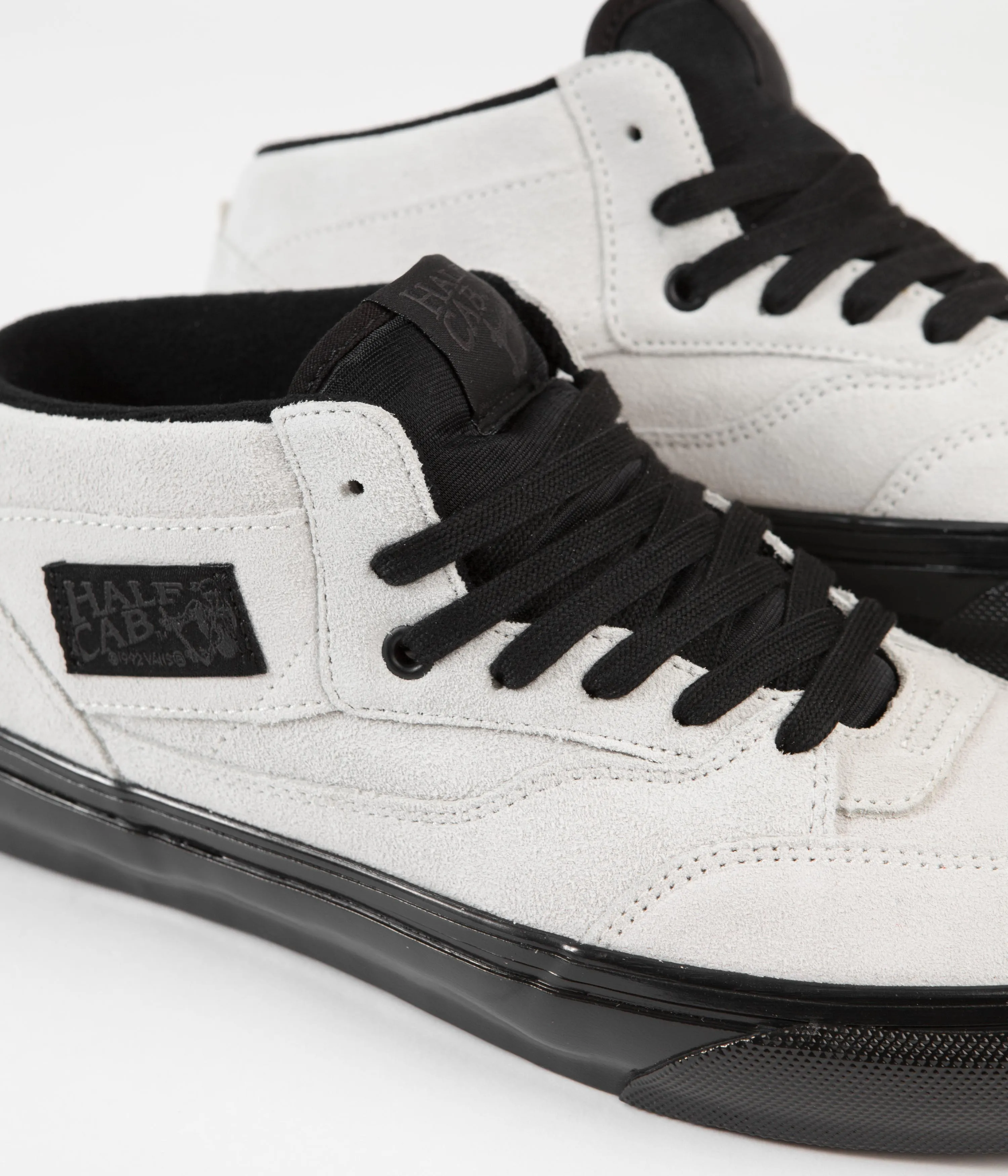 Vans Skate Half Cab '92 Shoes - Marshmallow / Black