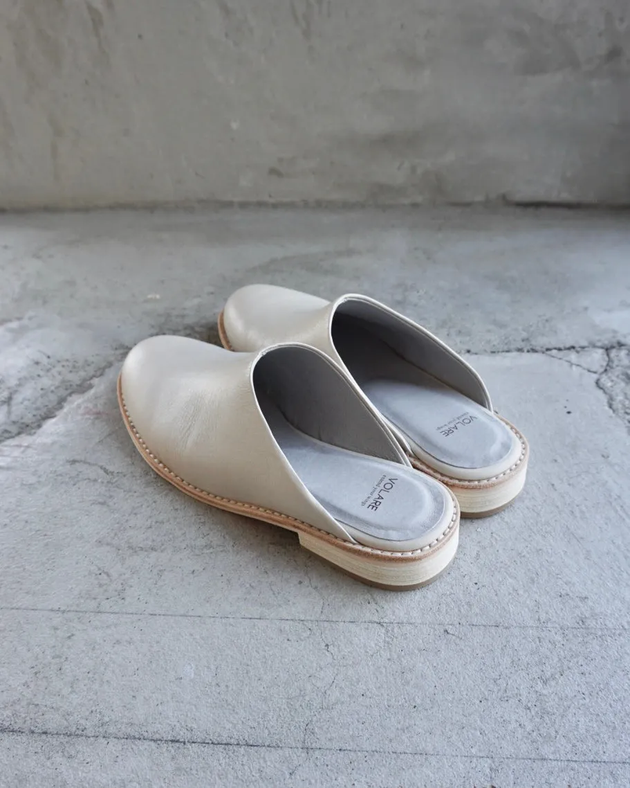 VOLARE /  CAPRI